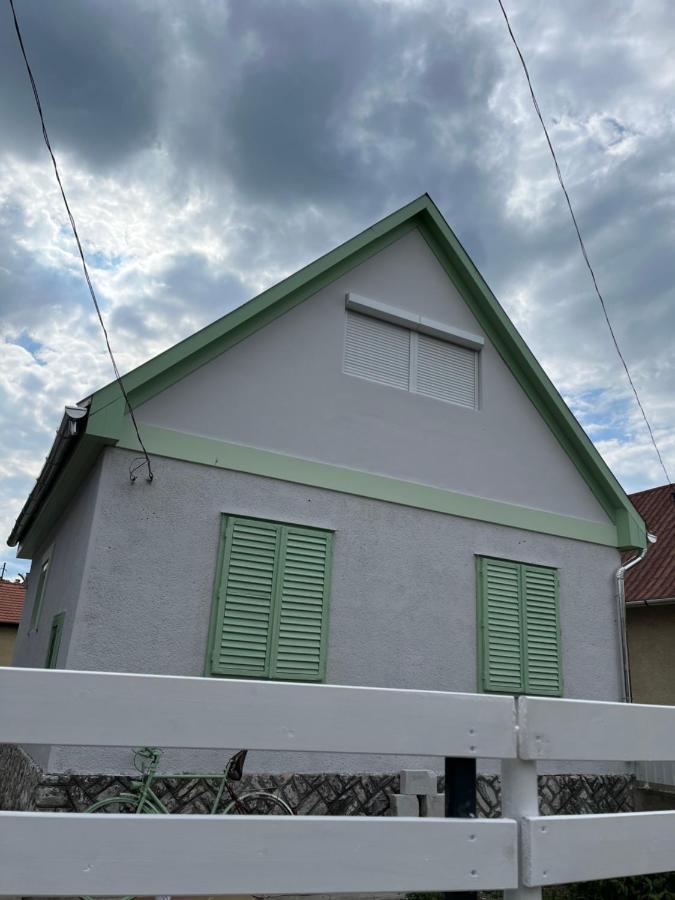 Helló Zsóry Apartman Mezőkövesd Kültér fotó